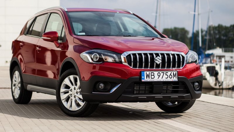 Suzuki sx4 красная 2020
