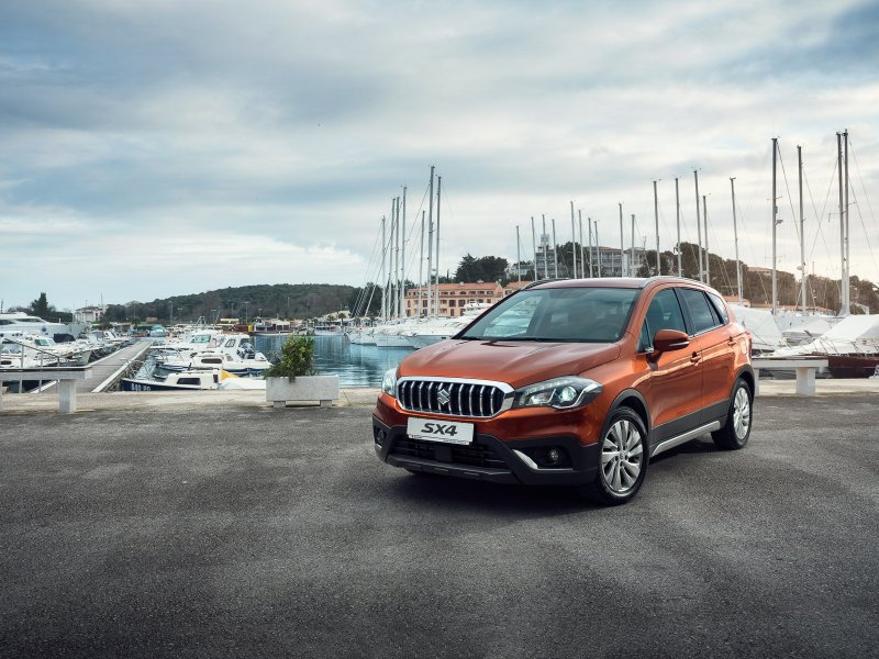 Suzuki sx4 2019 оранжевый