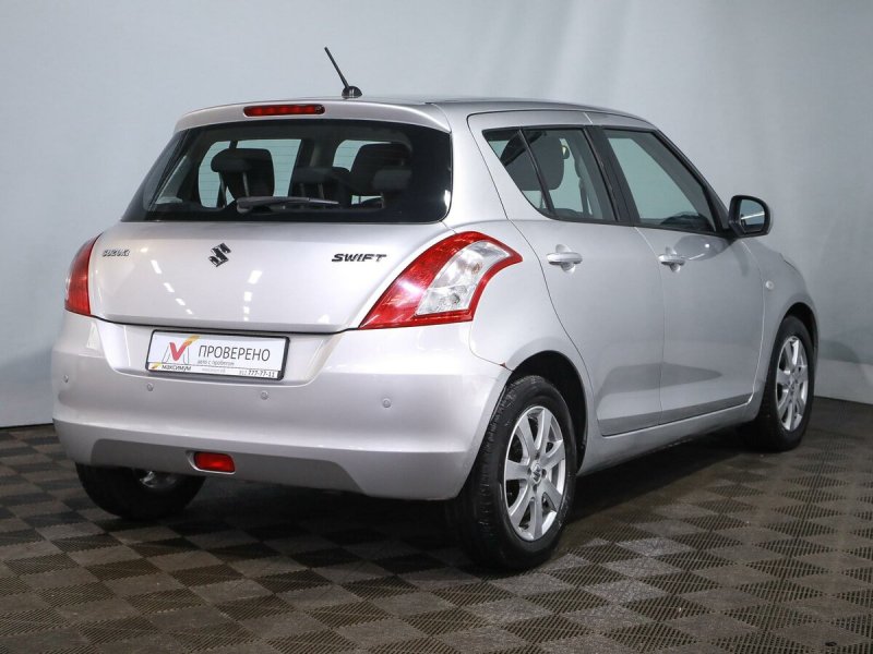 Сузуки Свифт 2011 автомат