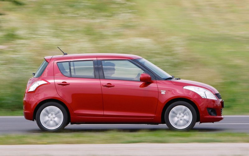 Suzuki Swift (Сузуки Свифт