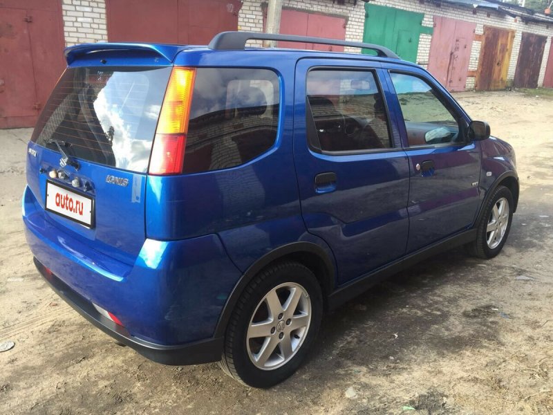 Сузуки Игнис 2005 года
