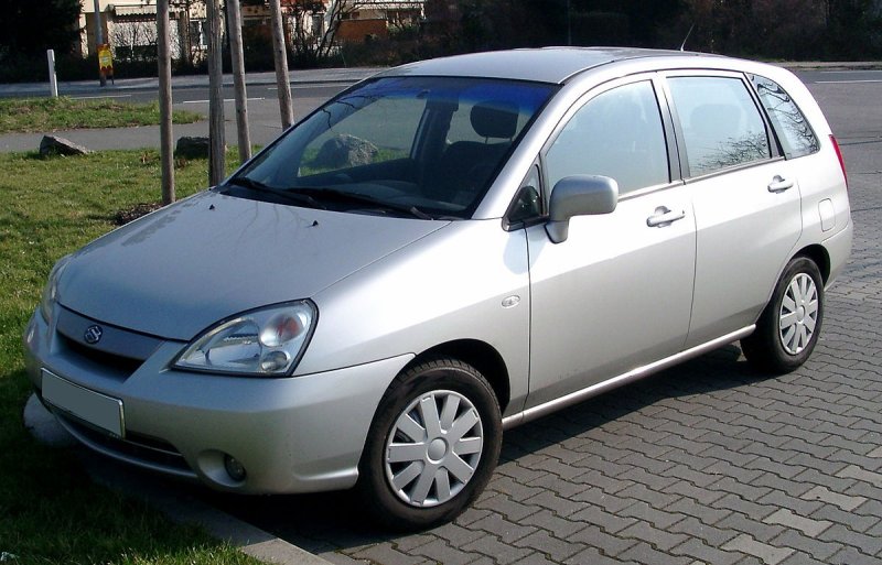 Сузуки Лиана 2001 год