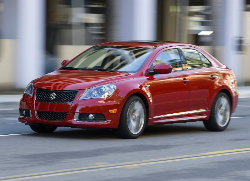 Suzuki Кизаши 2011 года