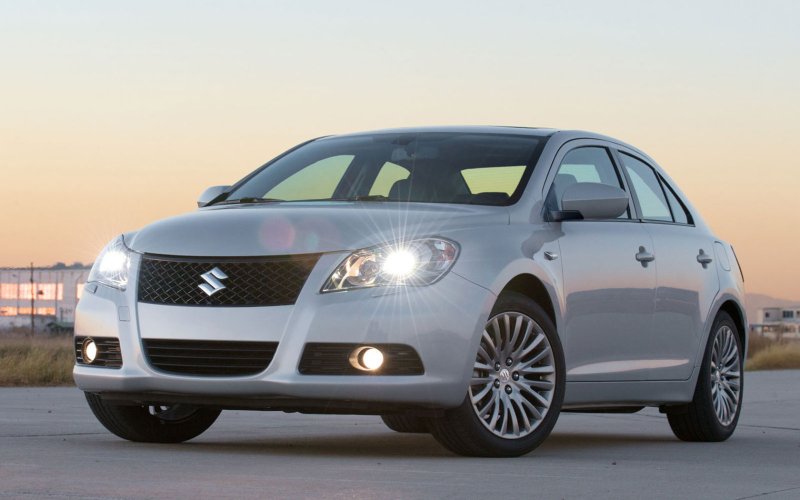 Suzuki седан Kizashi