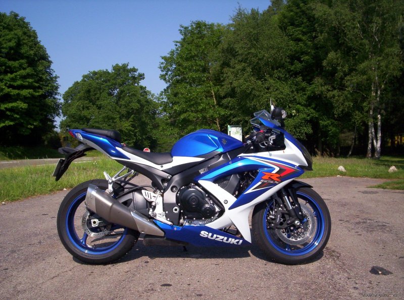 Suzuki GSXR 750