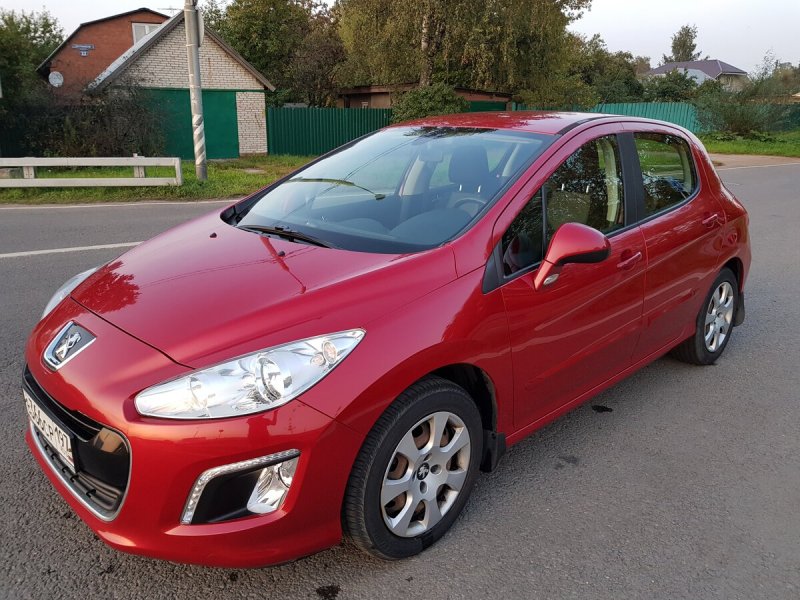 Peugeot 308 i