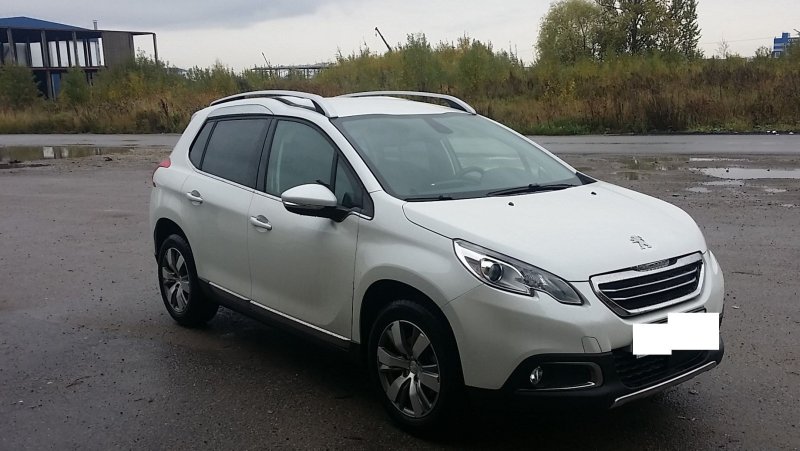Пежо 2008 2014 года 1.6 автомат