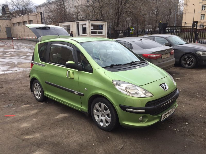 2014 Peugeot 1007