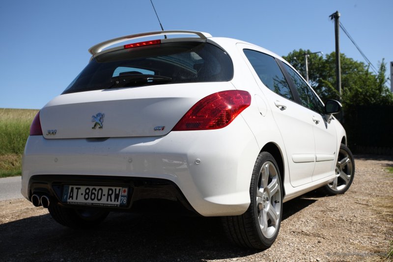 Пежо 308 GTI 2010