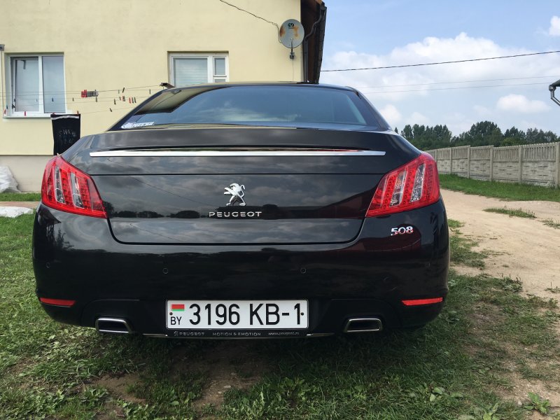 Пежо 508 задние фонари