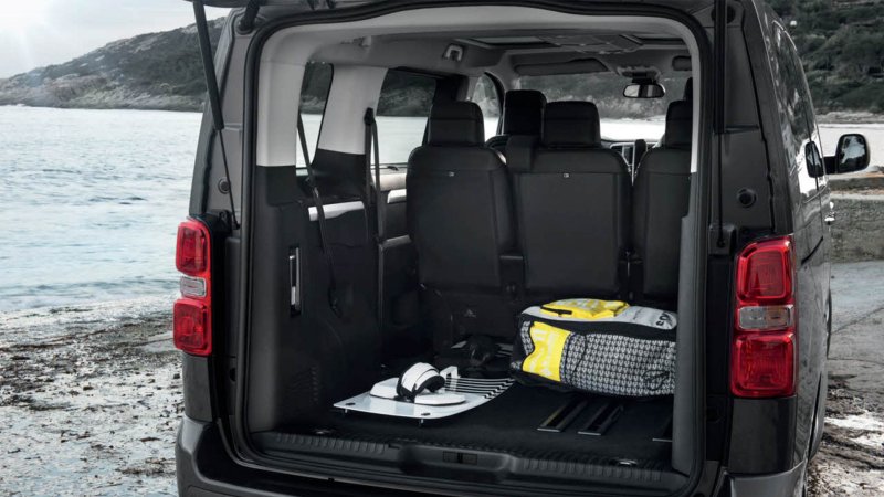 Peugeot traveller минивэн (Active)