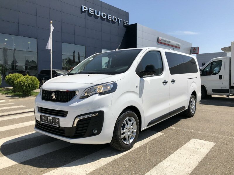 Peugeot traveller белый