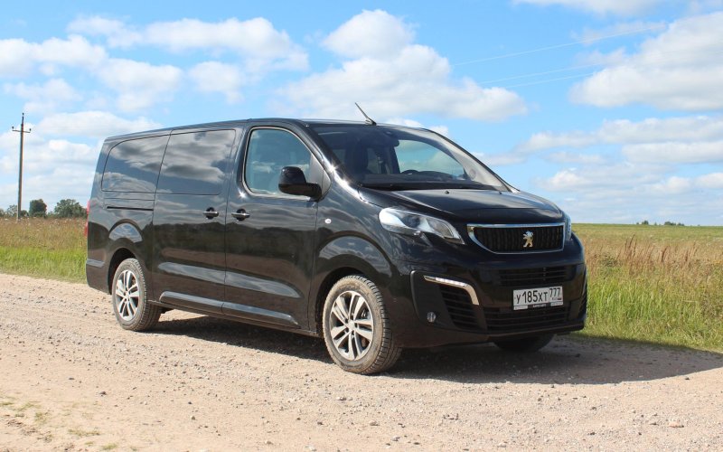 Peugeot traveller 2014