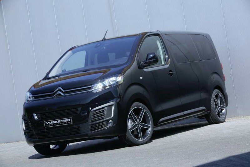 Citroen SPACETOURER черный