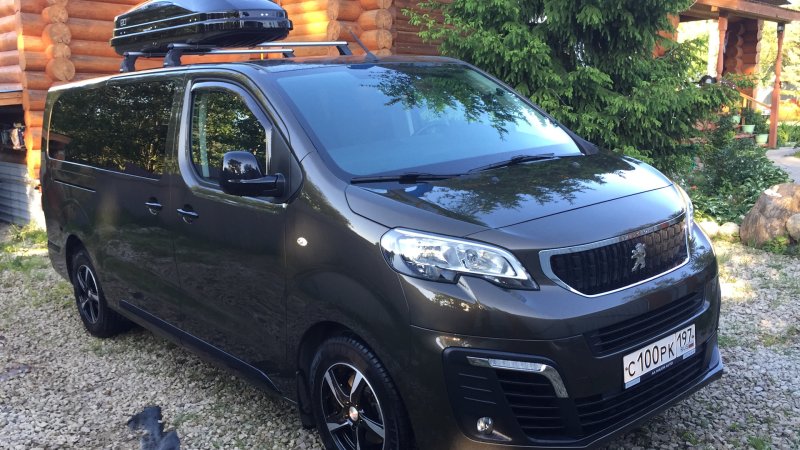 Peugeot traveller Thule