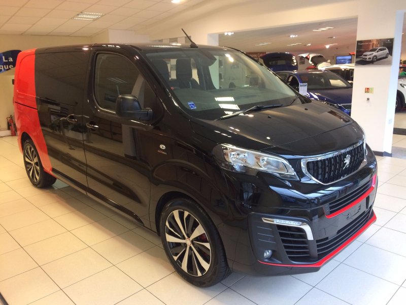 Peugeot traveller r18