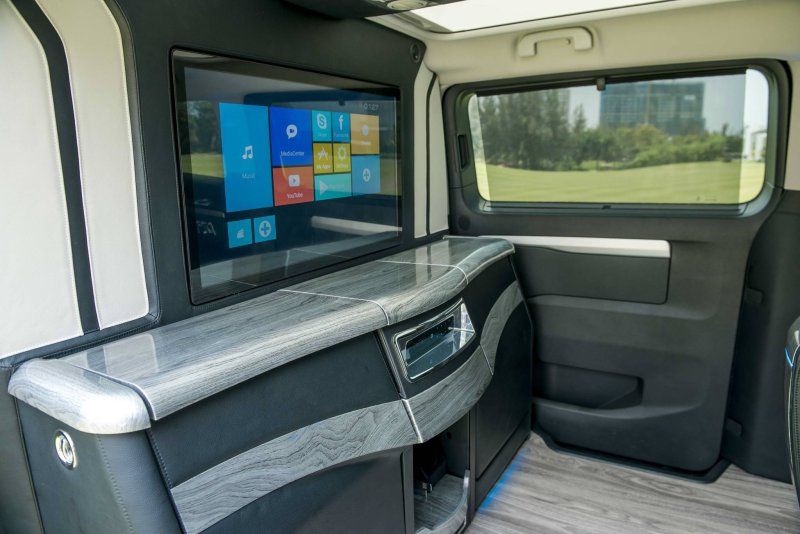 Peugeot traveller Tuning салона
