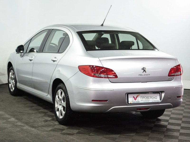 Peugeot 408 2002