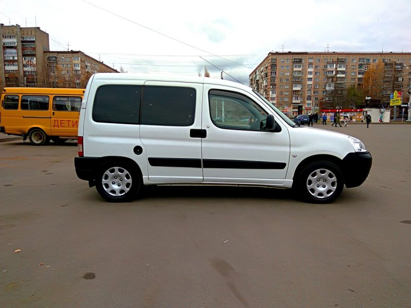 Peugeot partner 1