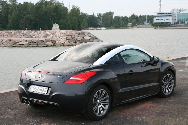 Peugeot RCZ 201