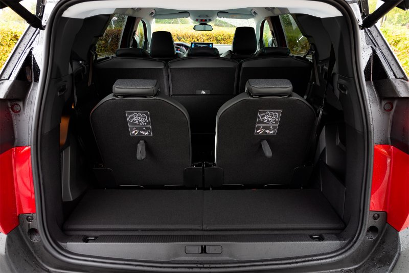 Peugeot 5008 2021