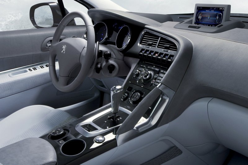 Peugeot 3008 1 поколение салон