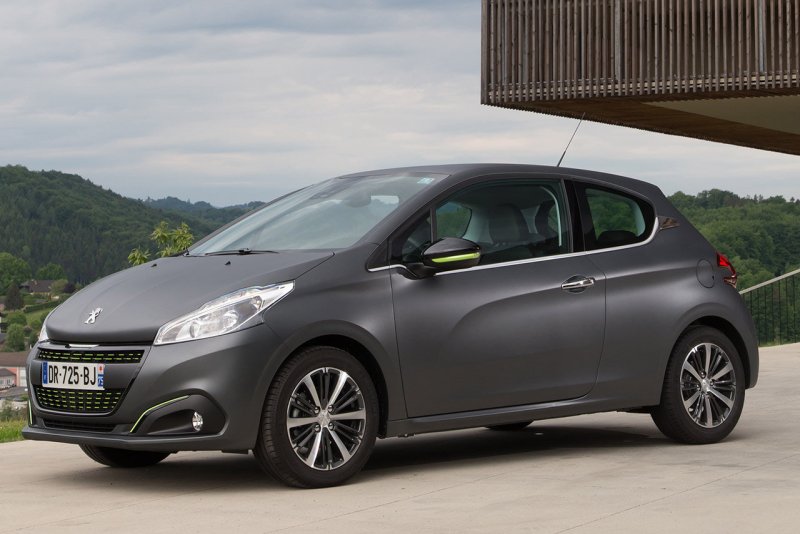 Peugeot 208 универсал