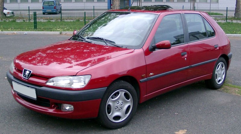 Пежо 306 хэтчбек