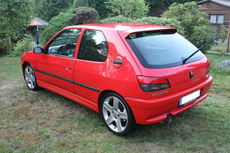 Peugeot 306