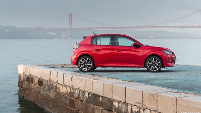 Peugeot 208 gt line 2020