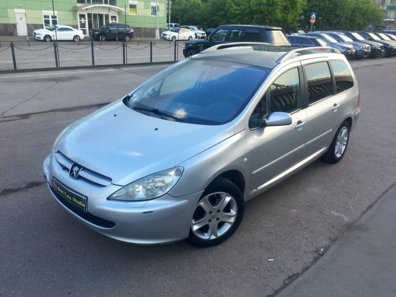 Peugeot 307 2.0 МТ 2003