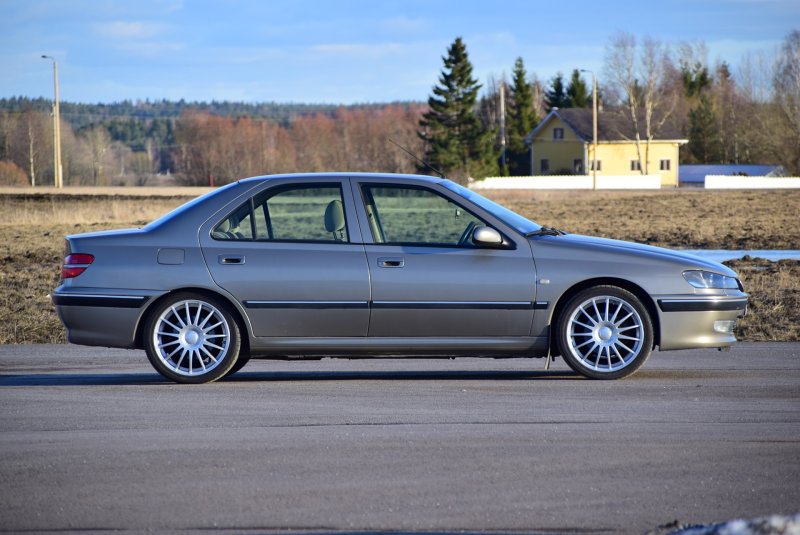 Peugeot 406