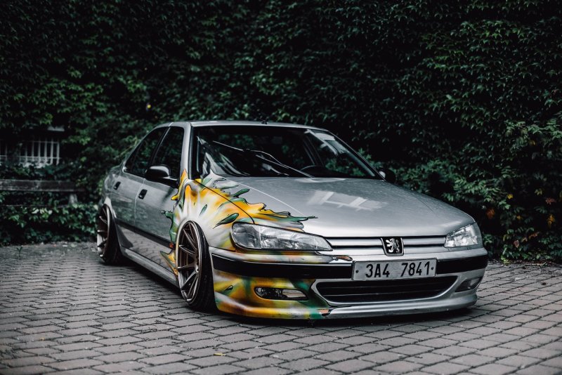 Peugeot 406