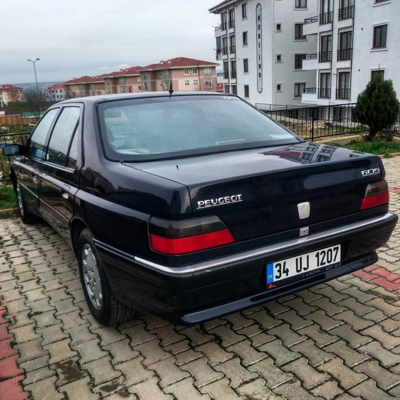 Peugeot 605 Coupe
