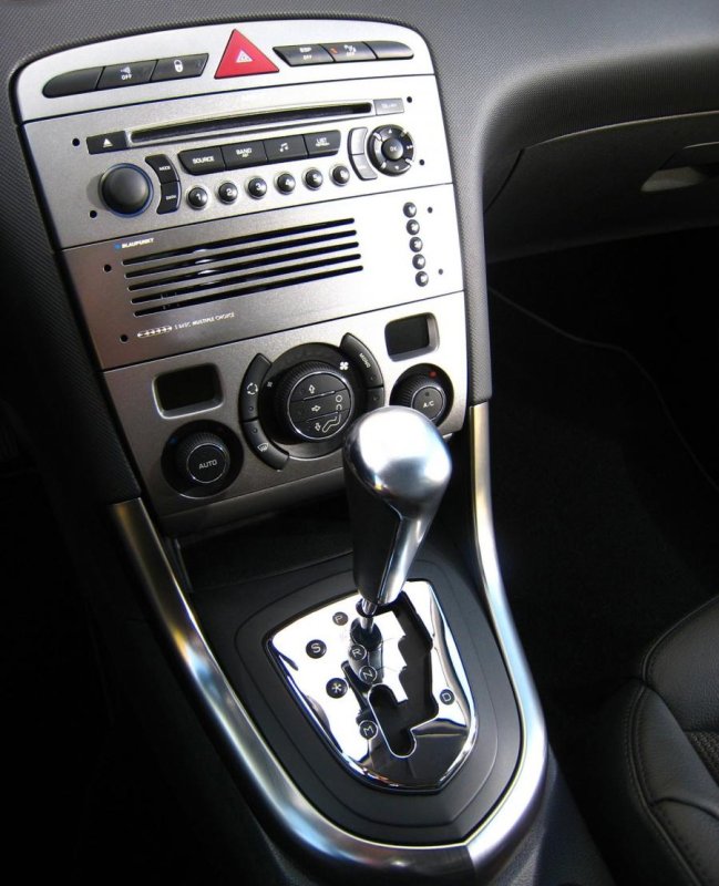 Коробка автомат Пежо 308