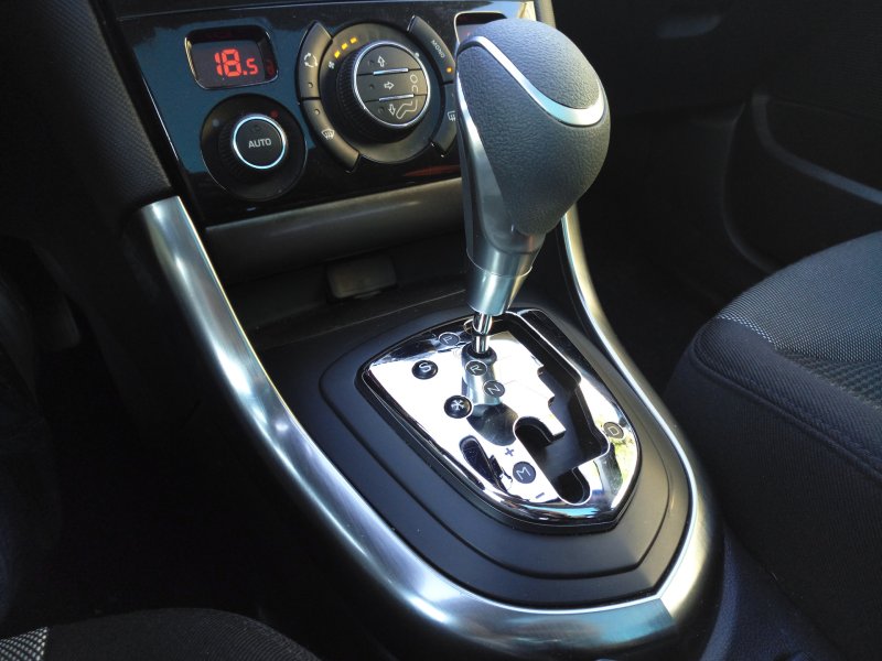 Ручка автоматической коробки передач Пежо 308