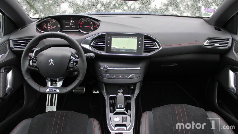 Peugeot 308 gt 2018