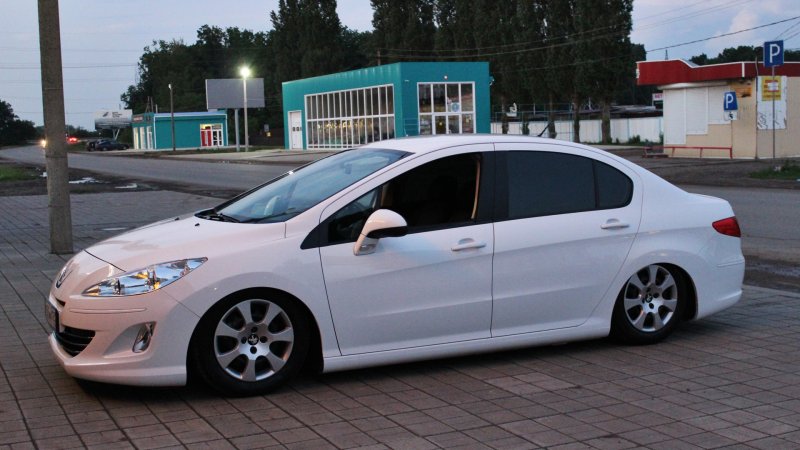 Peugeot 408 обвес