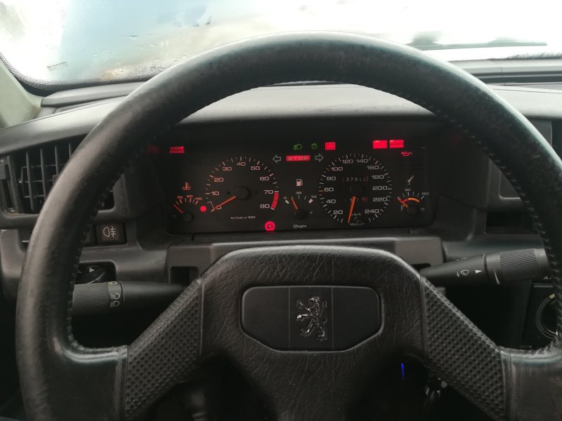 Peugeot 405 mi16 4x4 панель приборов