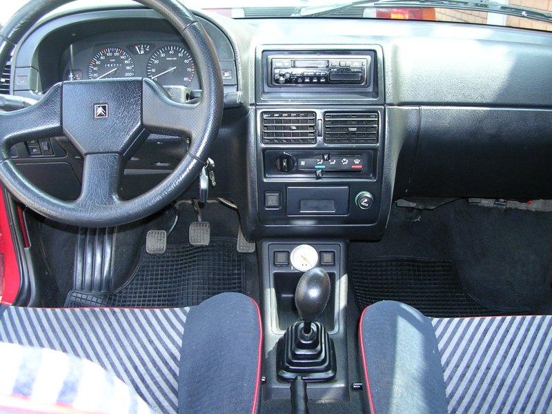 Peugeot 106 1993 запчасти