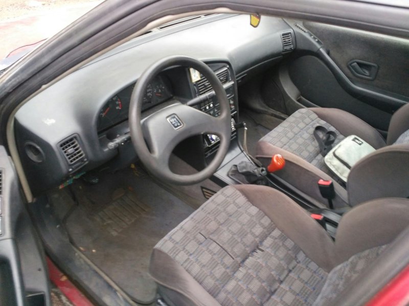 Peugeot 405 1994 Interior