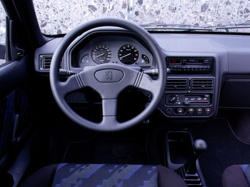 Peugeot 106 Interior