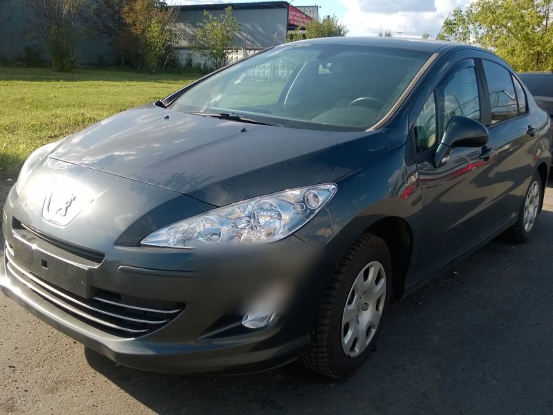 Peugeot 408 2005