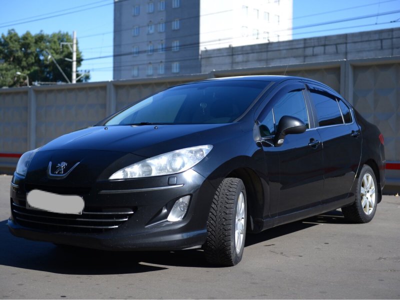 Peugeot 408, 2012 седан