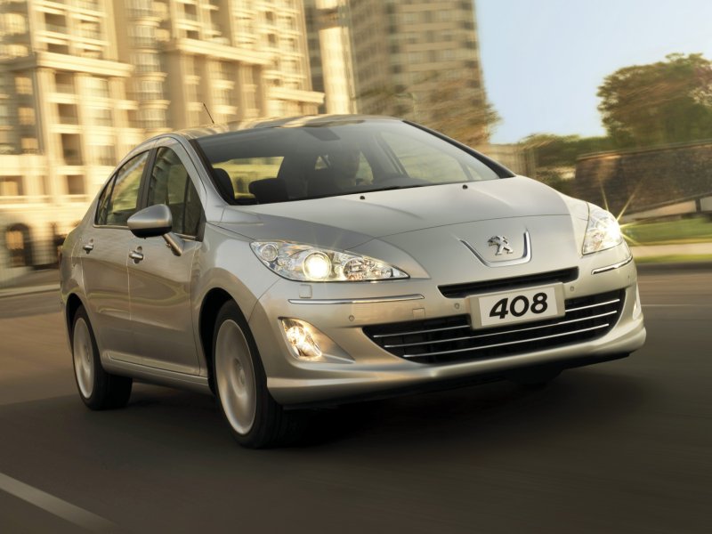 Peugeot 408 2011