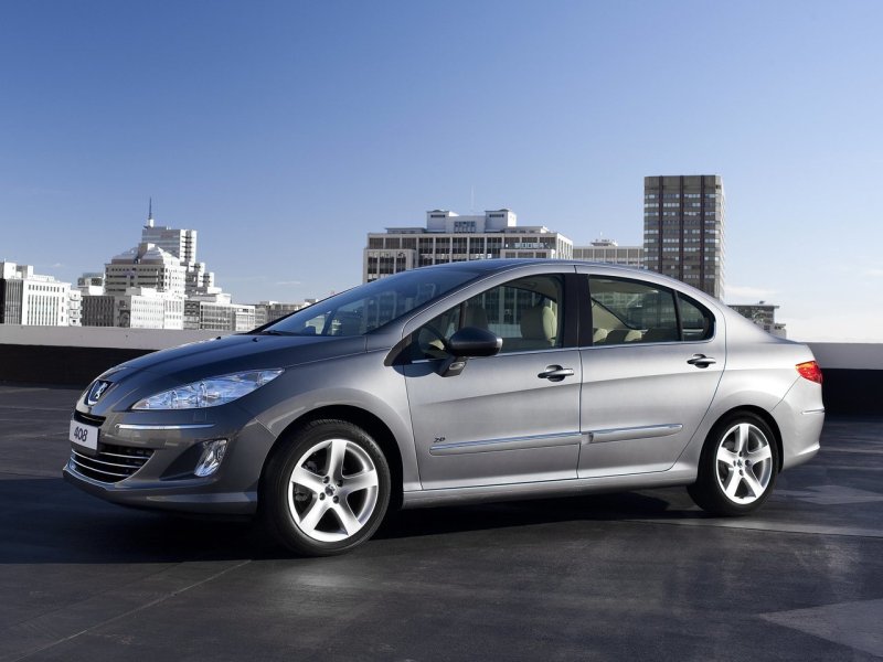 Peugeot 408 i 2012