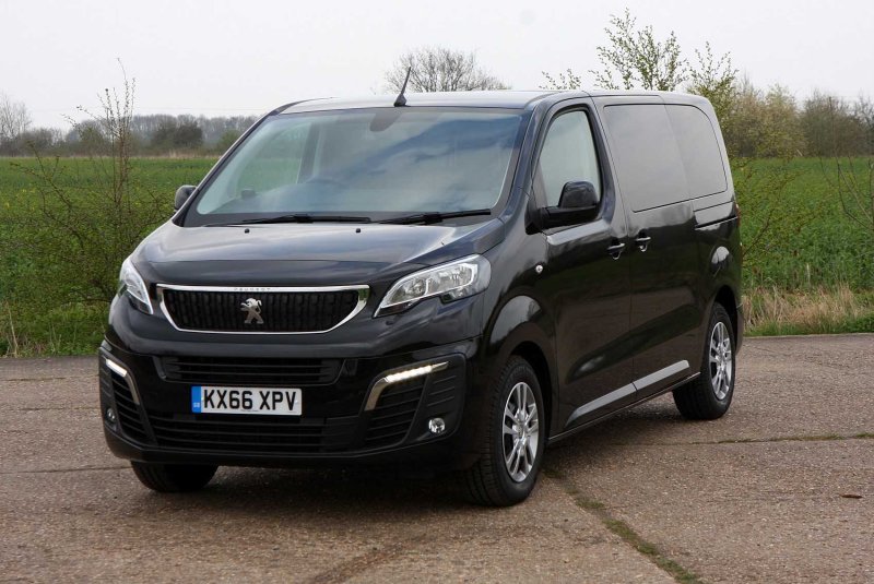 Peugeot traveller 2017