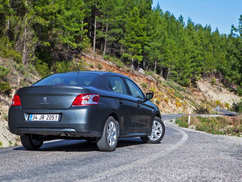 2014 Peugeot 301 Rear