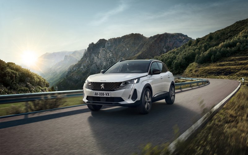 Новый Peugeot 3008 2021