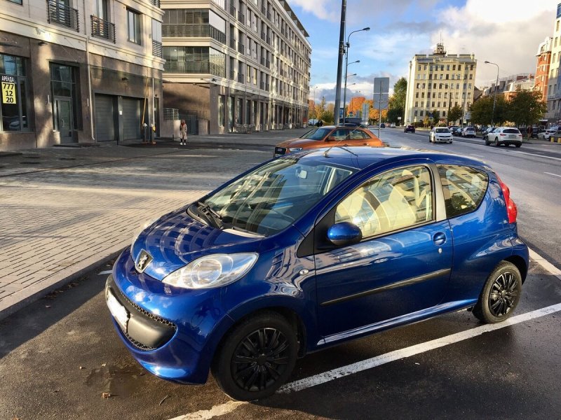 Peugeot 107 i